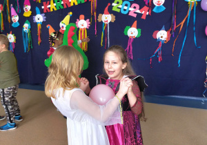 Taniec z balonem
